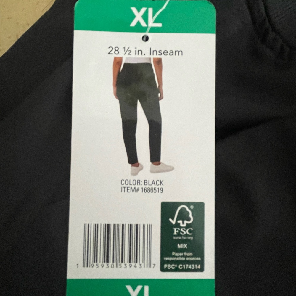 NWT 32 Degrees Cool Pull-On Comfort Pant - Black - Size XL 28.5" inseam - Picture 4 of 12